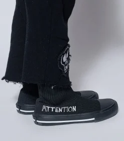 NUNUNU Attention Sock Sneakers Shop