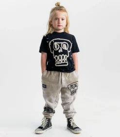 NUNUNU Kooky Skull T-Shirt Outlet
