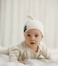 NUNUNU Essential Hat New