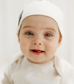 NUNUNU Essential Hat New