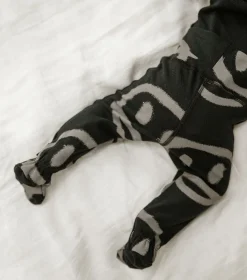 NUNUNU Smiles Footed Leggings Online