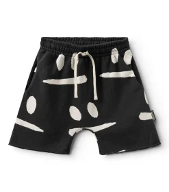 NUNUNU Smirks Rounded Shorts Store
